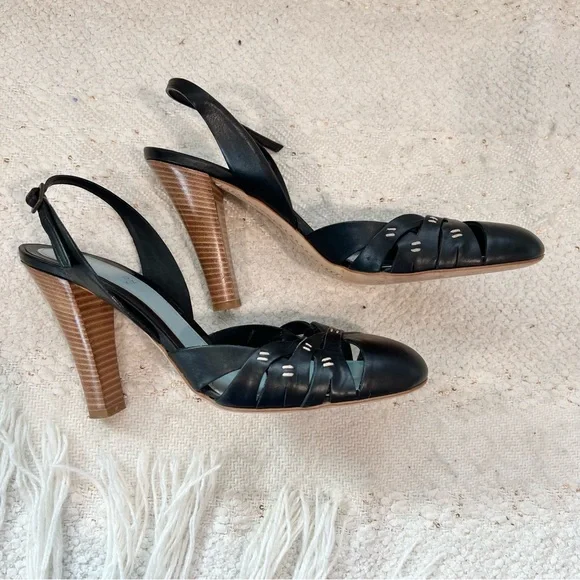 Trendy Black Leather Heels by Truex - Picture 3 of 7